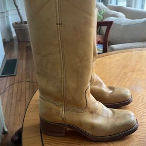 Beautiful mint Frye Campus Boot
